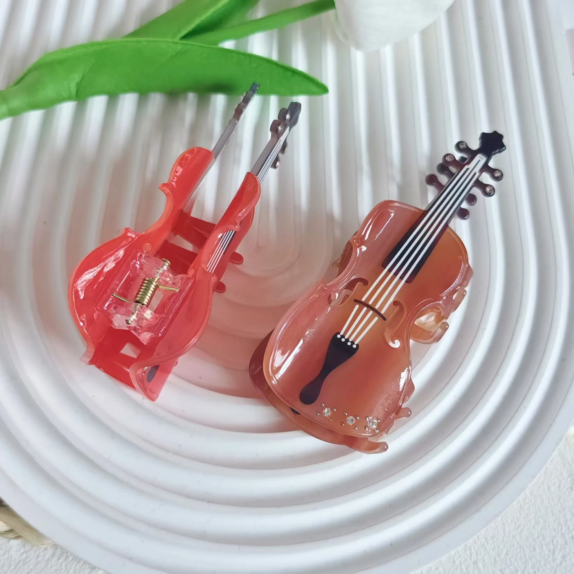 BYL Funny Guitar Hair Claw Eco-Friendly Acetate Violin Musical Instrument Crab Hair Clips Trendy Hair Accessories for Women Girl