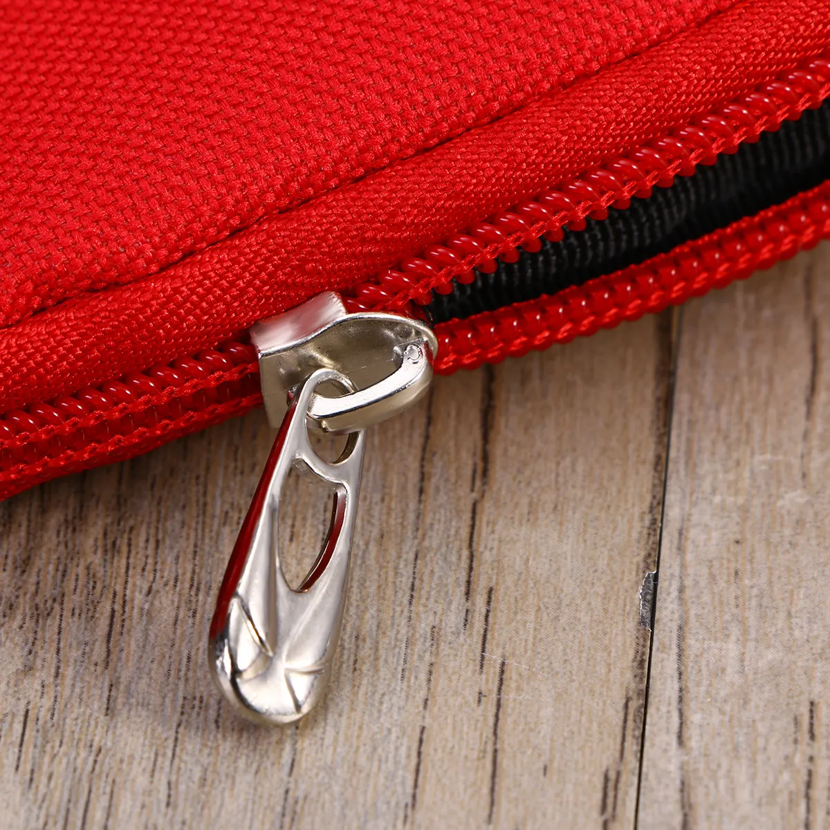 Home Security Essential - Bottle Essential Oil Carrying Key Case