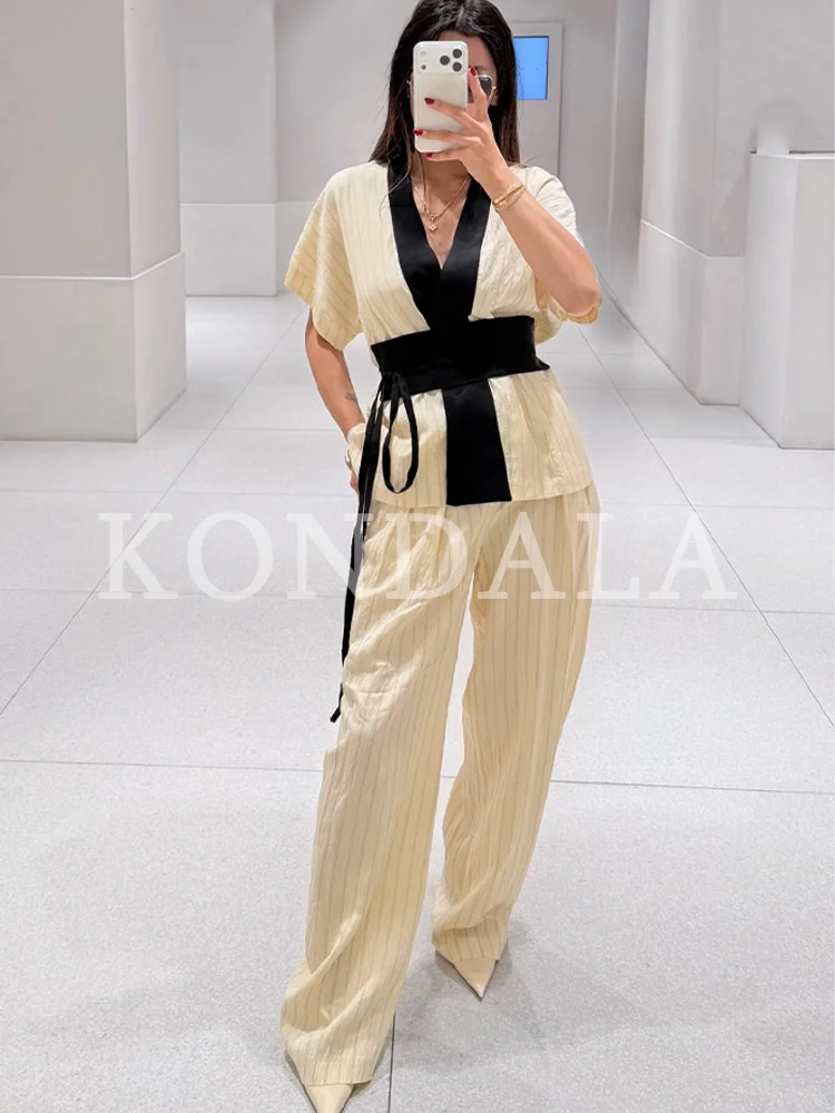KONDALA Damen Eleganter Freizeitanzug Gestreifter Kontrastfarbener Kurzarm-Oberteil, Lange Hose 2026 Sommer Trendiges Urlaubs-Chic-Set – Detail 3