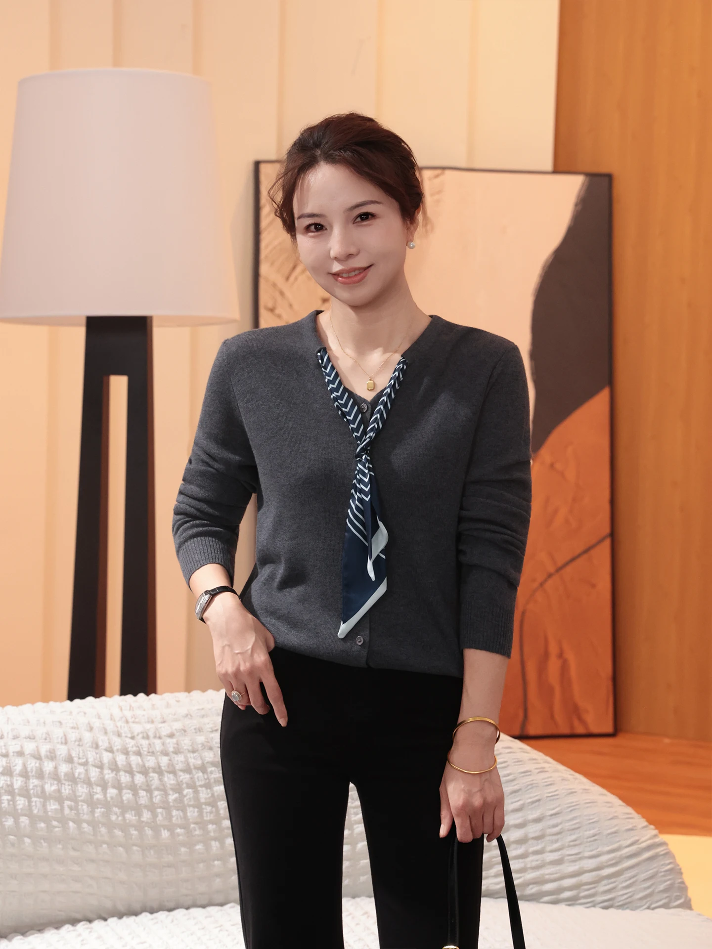 

Облегающий вязаный свитер с v-образным вырезом, женский ранний осенний тонкий длинный топ с поясом, повседневный трикотаж из мягкой шерсти