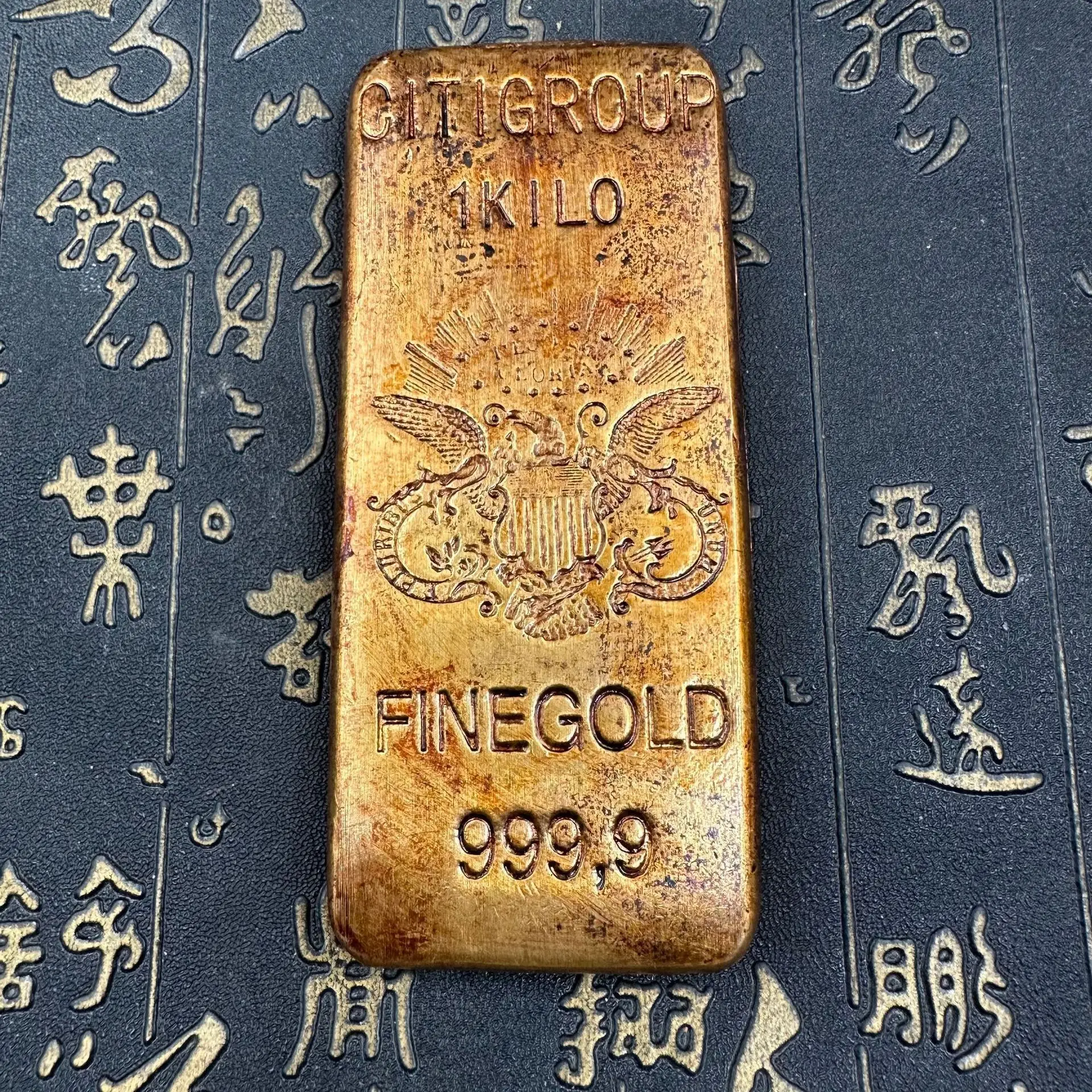 Antique and old gold American commemorative bars nuggets are collected abroad, and the ornaments are solid.