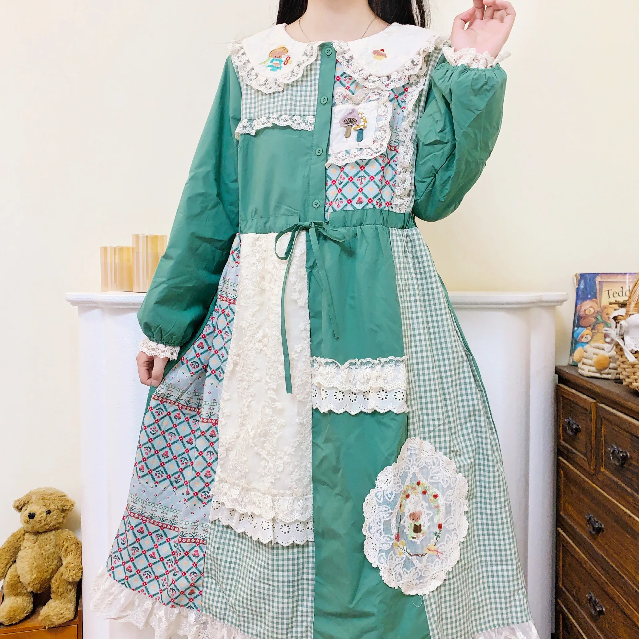 

Women Winter Fleece Ruffled Lace Patchwork Midi Dress Harajuku Cottagecore Goblincore Shabby Chic Kawaii Lolita Evening Dress