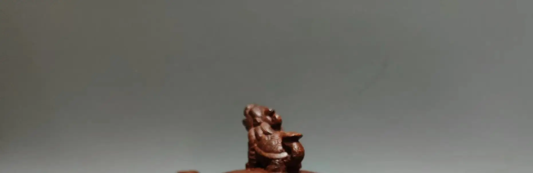 Chinese Yixing Purple Clay Teapot EDragon Turtle Statue Cover Dragon and Phoenix Kettle Teapot Flagon Tea Ceremony Sample Tea