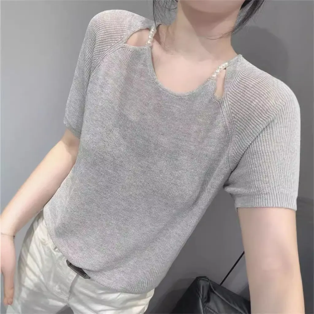 

Новый летний женский вязаный свитер из ледяного шелка, элегантный дизайн из бисера, утягивающий топ на ключицы, свободный модный с короткими рукавами