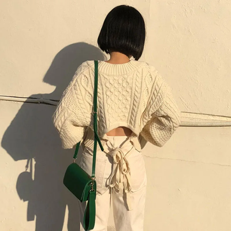 Pull court à col en v, personnalité de tempérament ludique et sexy, sens du design à la mode, pull à lacets à la taille pour dames