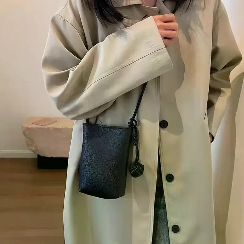 

PU Leather Women Handbags Stylish Crossbody Shoulder Bag for Phone and Essentials Versatile for Work or Outings