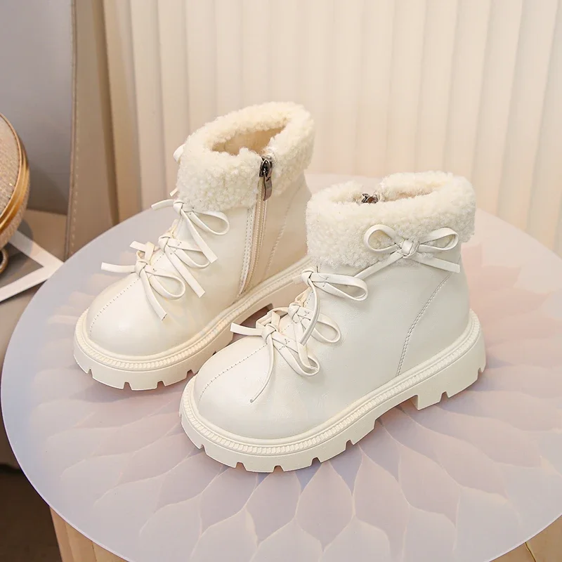 

2025 Autumn Winter New Girls Princess Ankle Boots with Sweet Bows Kids Leather Boots Side Zipper Children Short Boots Round Toes
