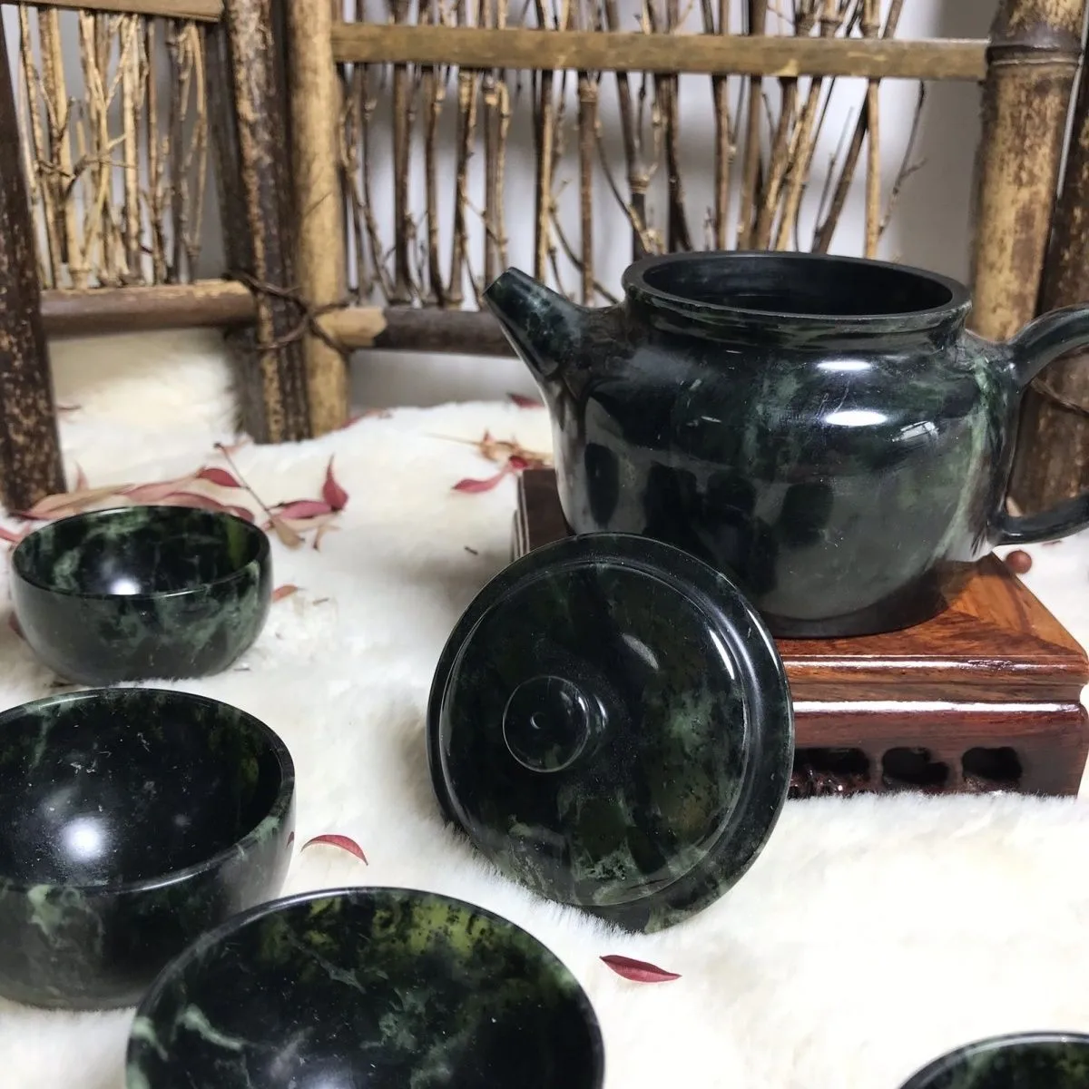 Jade Tea Set Adult Natural Stone Health Gongfu Teaware Chinese Tea Ceremony Green Jade 1 Pot With 4 Cups Kung Fu Teaset