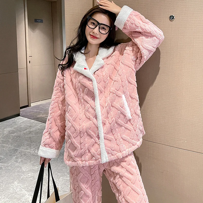 Autumn and Winter Women's Coral Fleece Sweet and Cute Fleece Home Casual Pajamas Can Be Worn Outside Women's Cardigan Set