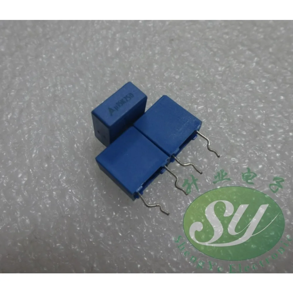 

20PCS EPCOS MKT 0.15uf/250v 150nf u15 154 brand-new 7mm film capacitor