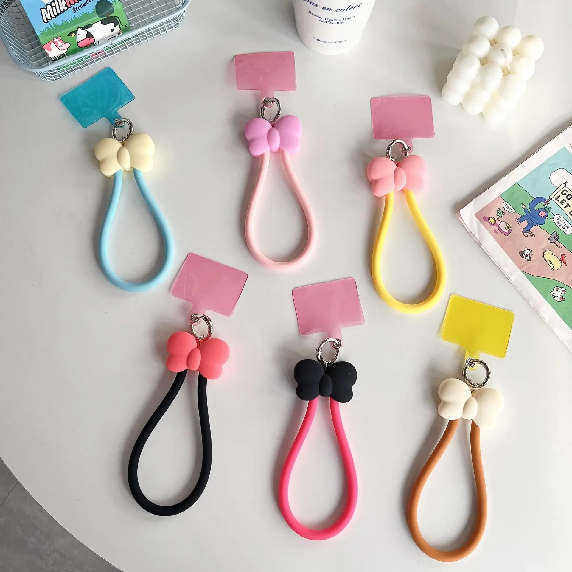 Cute Cartoon Style Bow Tie Phone Strap Lanyard Anti-Dropout Phone Charm Lanyard Backpack Lanyard Girls\' Bracelets Keychain