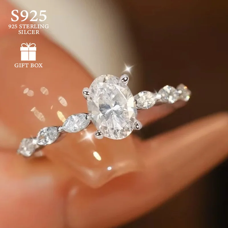 1pc 1Carat Gorgeous Synthetic Zircon 925 Silver Ring. A Fascinating Promise Ring Overflowing with Allurement, Suitable for Women