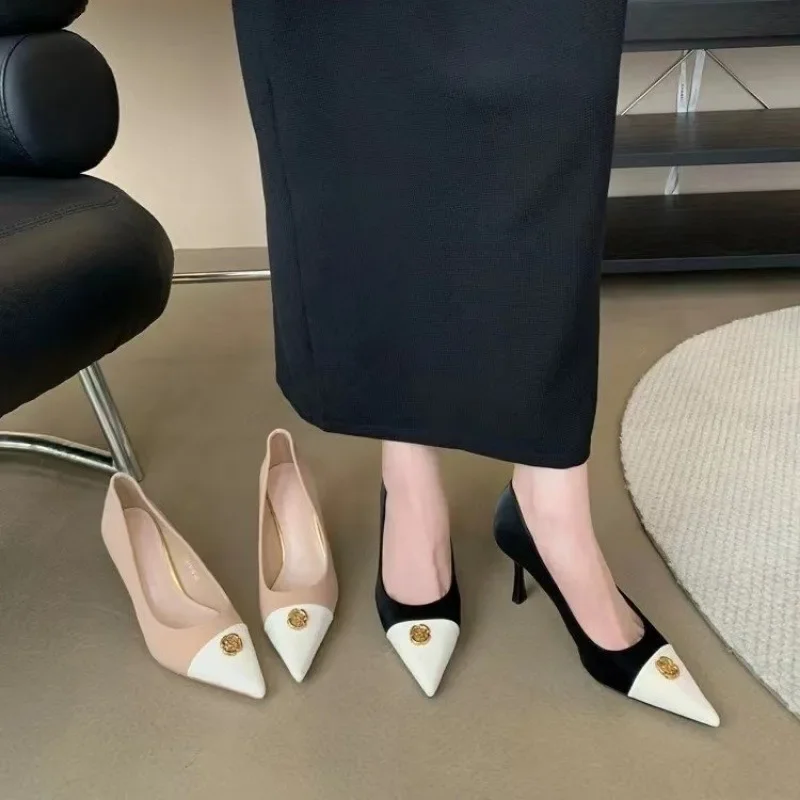 Autumn New Pointed Fine Heels High Heels Colour Blocking Fashion Women\'s Shoes Metal Buckle Decoration Women\'s Shoes