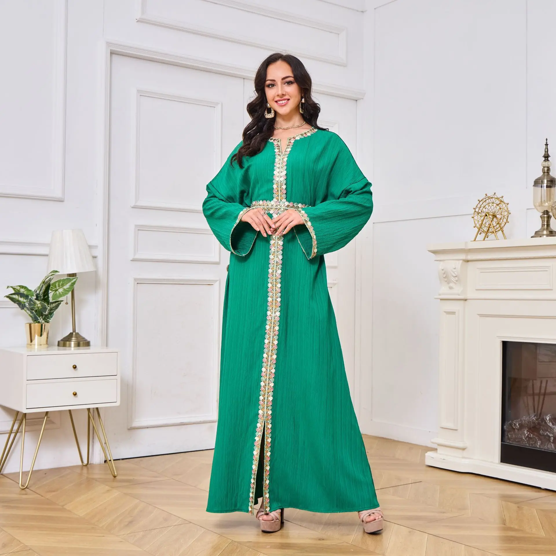 

MT050muslim Robe Women's New Split Embroidered Dubai Style Dress Women's