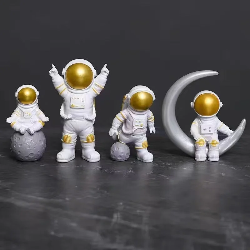 1pc Resin Astronaut Figure Statue Figurine Spaceman Sculpture Educational Toys Desktop Home Decoration Astronaut Model Kids Gift