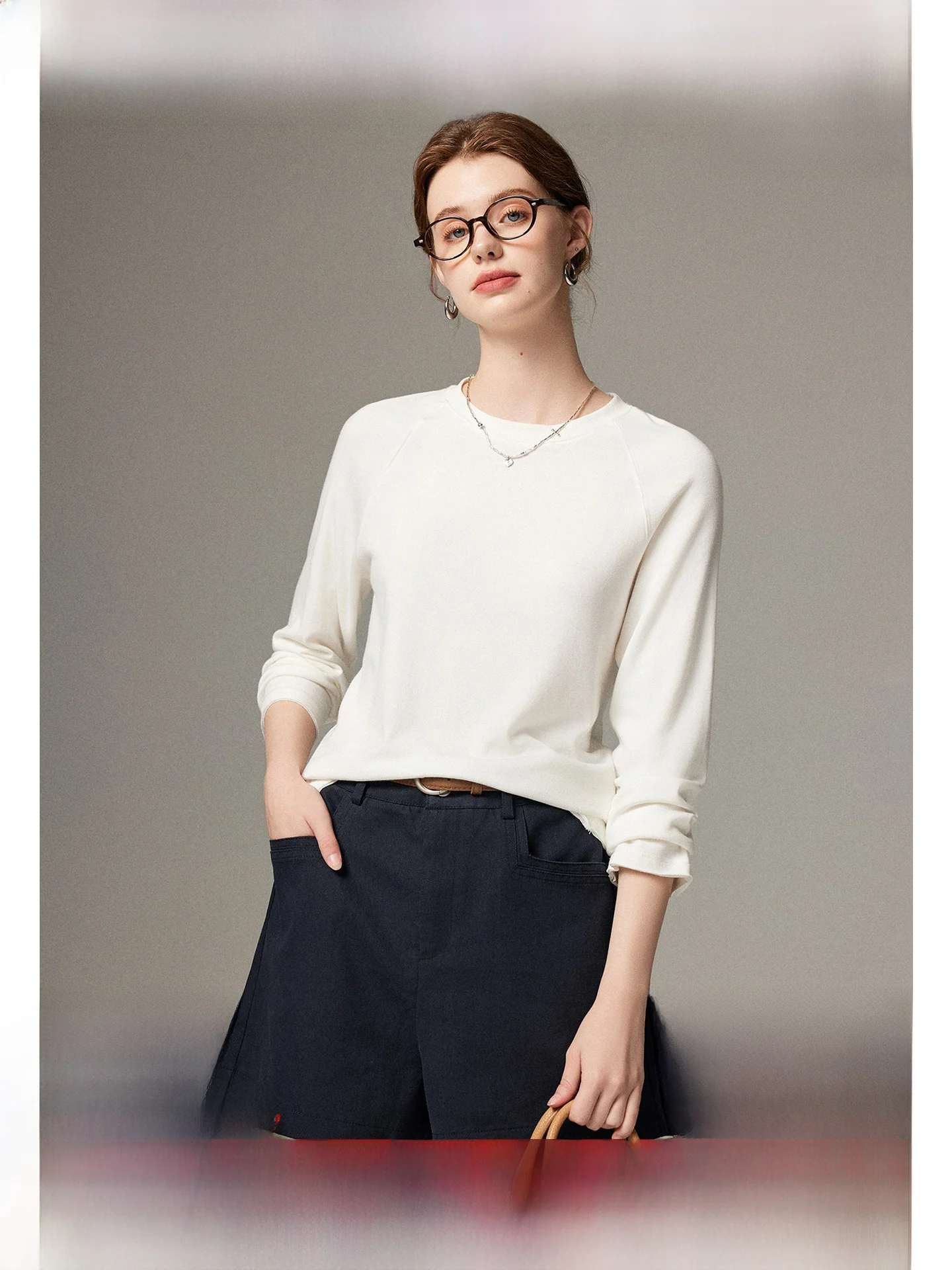 

Loose Fit Long Sve round Ne Women's T-irt Base Layer irt Inner Wear Boting Top Korean Sle Commute Pure Color