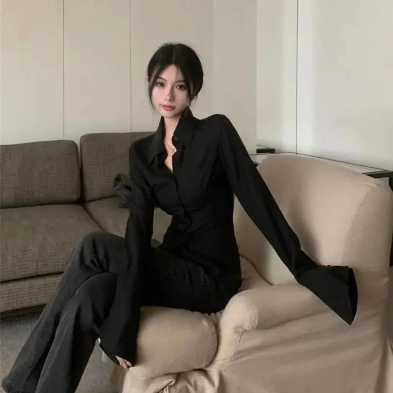 Camicia Bloue bianca nera da donna Moda coreana Tunica sottile Camicette con maniche svasate con lacci sul retro Camicie con colletto rovesciato Top primaverile