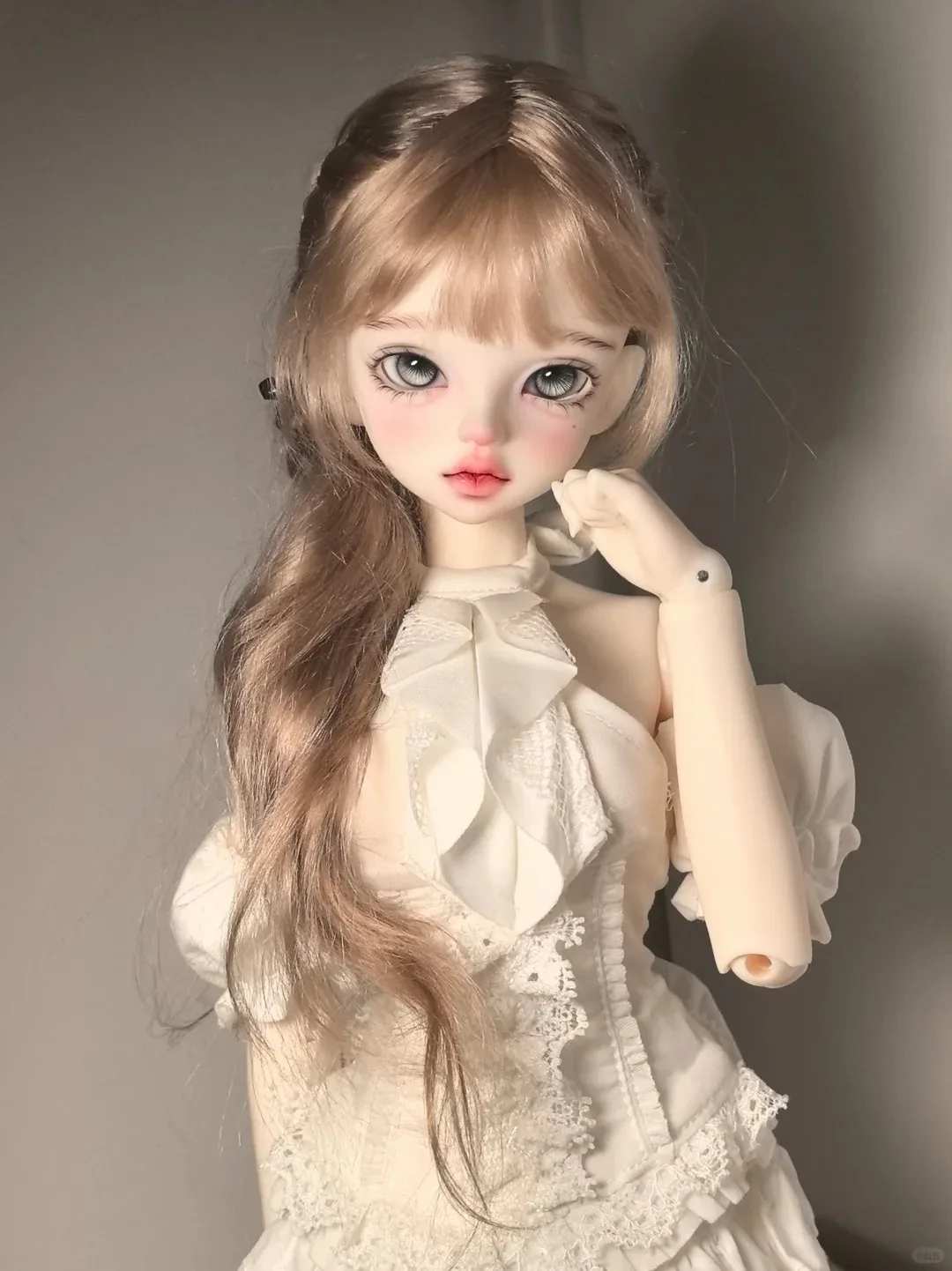 new sd bjd doll 1/4 renyu Lovely Girl set makeup high-quality joint movable doll new toys Free shipping