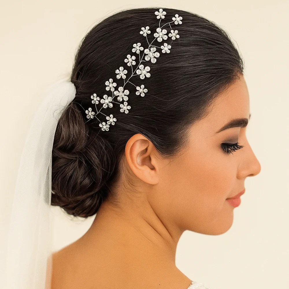 

Элегантный головной убор невесты со стразами, сверкающий цветок, повязка на голову для фотографий, расшитая бисером ручной работы, свадебные аксессуары для волос, украшения для волос