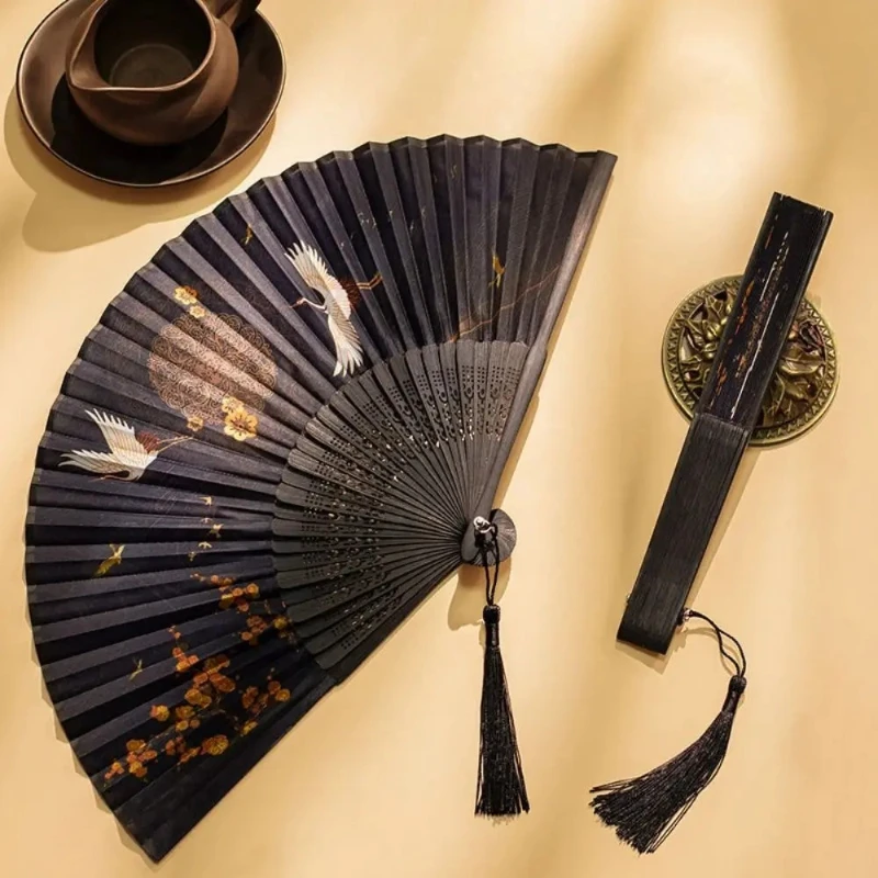 Retro summer folding fan cloth made of bamboo for daily use, with tassel handheld tassel fan made of silk