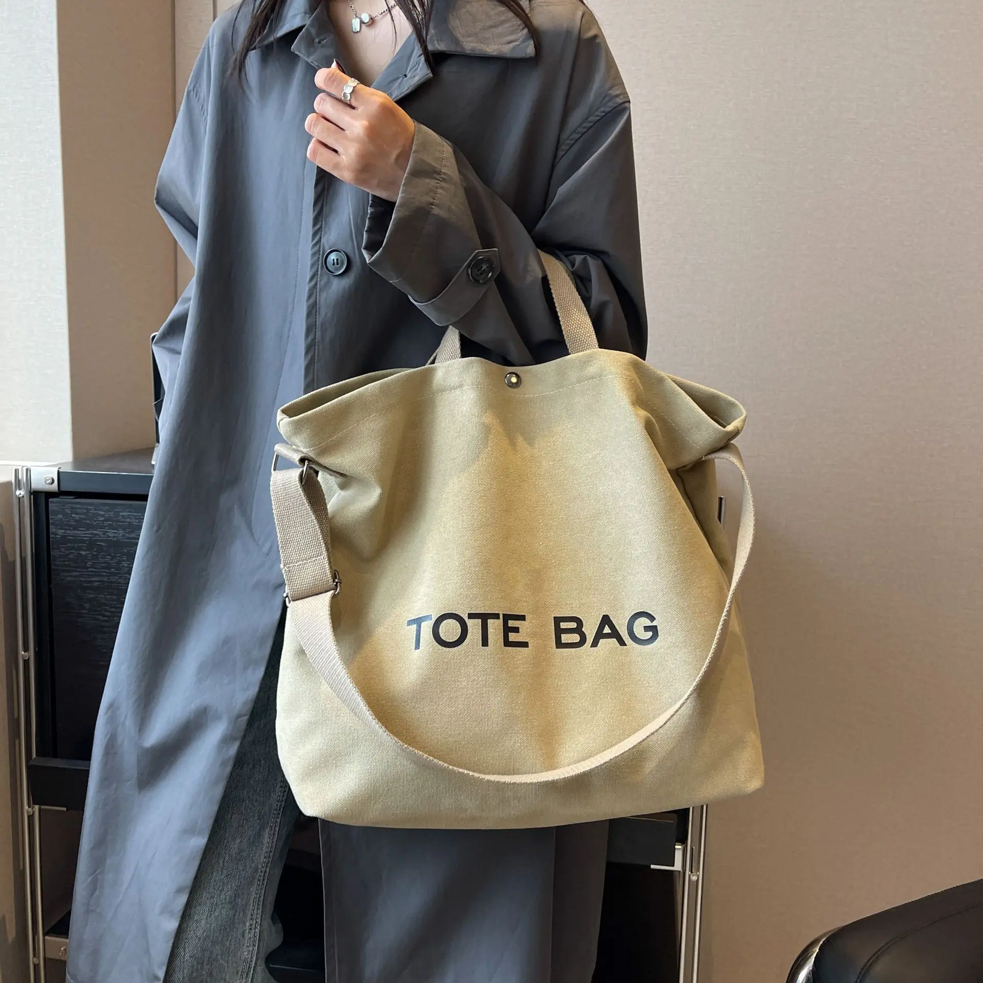

‌Women's 2025 Vintage Style Tote - Luxury Messenger Bag, Spacious Shoulder Purse for Work & College‌