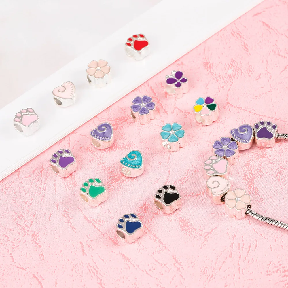 สร้อยคอ สร้อยข้อมือ ลูกปัดเจาะรูลายการ์ตูน ลายอุ้งเท้าหมี ลายดอกไม้ ลายหัวใจ ลูกปัดเจาะรูขนาดใหญ่ อุปกรณ์เสริมแบบเจาะรู