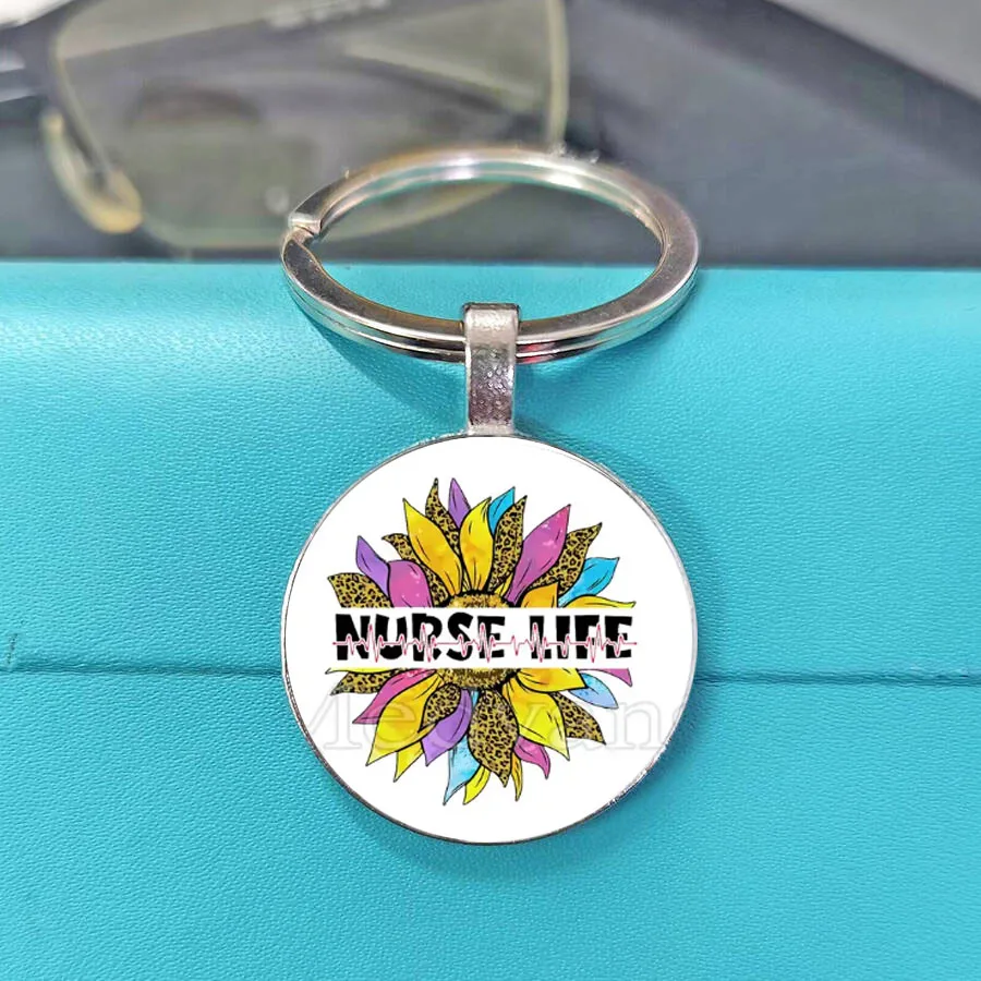 New Trend Fashion Nurse Element Glass Charm Keychain Lovely Gift For Registered Nurse Nice Nurse Day Souvenir Keychain