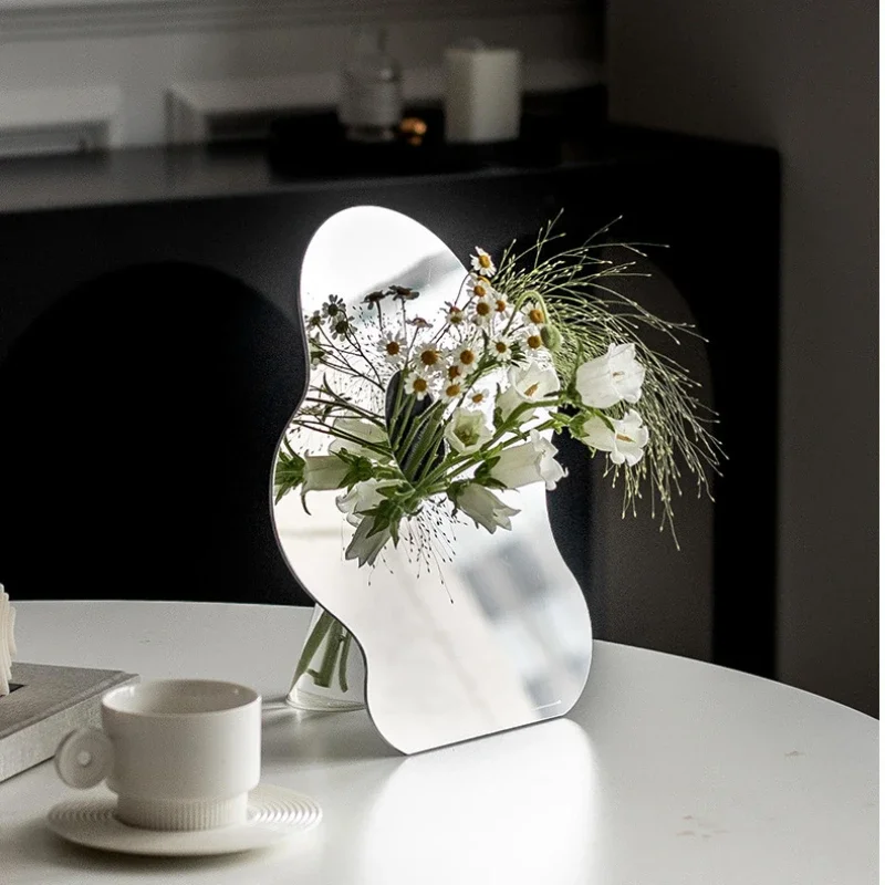 

Nordic Modern Acrylic Creative Vase and Flower Ware Simple Flower Arrangement Art Decoration and Decoration of The Living Room