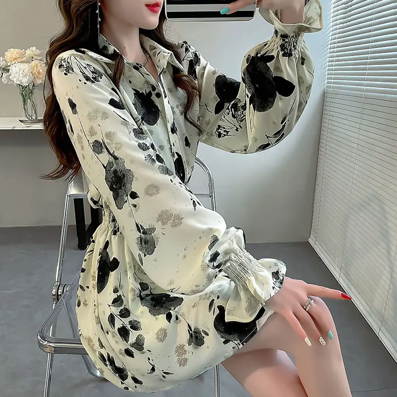 Elegant Pleated Printing Shirt Tops Spring Autumn New Polo Neck Long Sleeve Vintage Blouse High Street Casual Women Clothing