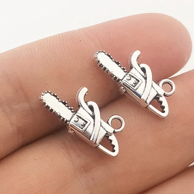 10pc 20*10mm 3D Chainsaw Charms Tool Charm Tibetan Silver Color Pendants Antique Jewelry Making DIY Handmade Craft charm dangles