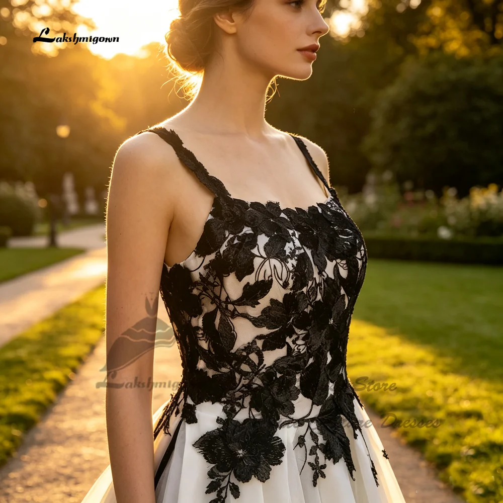 Lakshmigown Vintage Burgunderrote und Schwarze Hochzeitskleider 2026 Elegante Kirchenbrautkleider mit V-Ausschnitt, Perlenstickerei und Spitzenapplikationen nach Maß – Detail 4