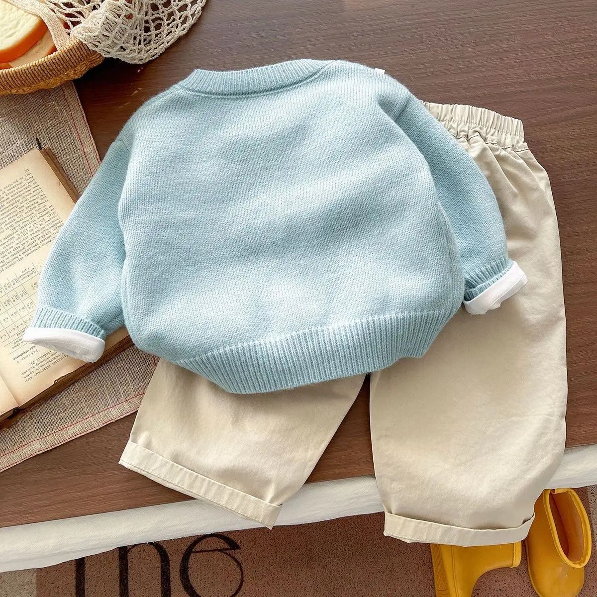

Baby Boy Spring Autumn Set Fashionable New Children's Cartoon Knitted Cardigan Pure Cotton Base Shirt Casual Pants 3 Piece Set