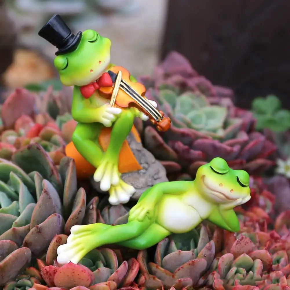 Mini Garden Decorations Frog Violin Figurine Mini Frog Violin Playing Statue Hand-painted Resin Garden Figurine for Patio