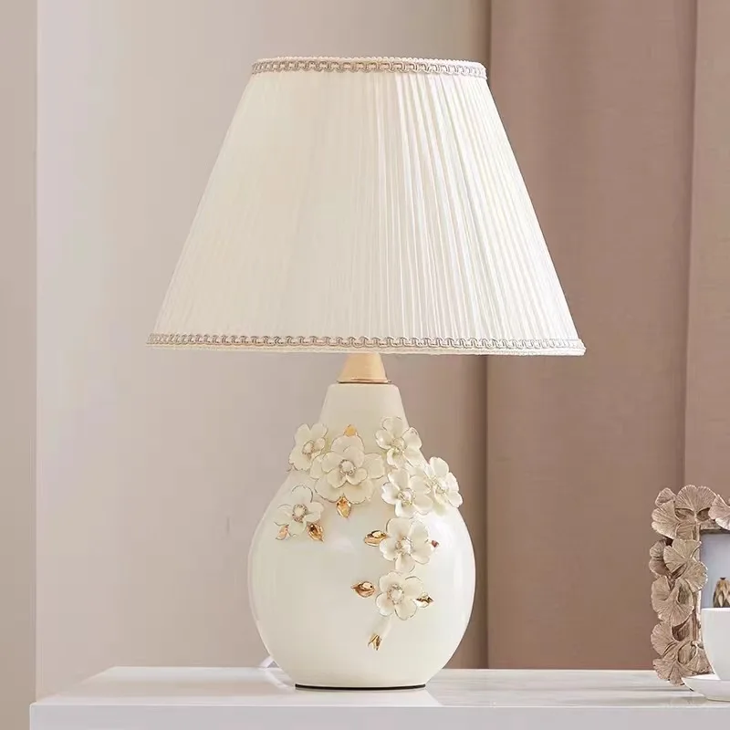 

Vintage carved art ceramic table lamp luxury modern bedroom decorative table lamp cloth cover hotel bedside reading lamp