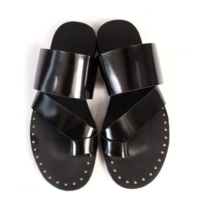 

Original Design Simple Yet Detail Cowhide Handmade Sandals Rivet Slippers Men