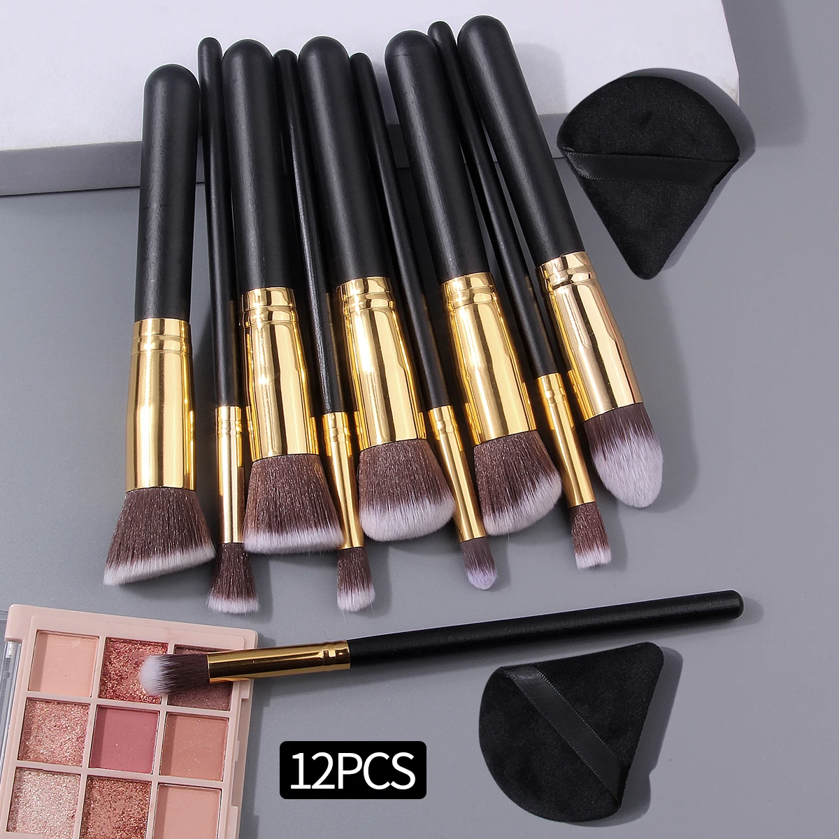 12pieces Black-handled powder brush, blush brush, eyeshadow brush and makeup brush set & soft triangular makeup powder puff
