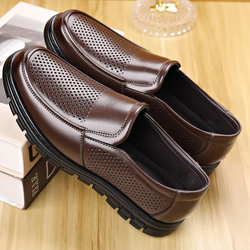 

Summer New Middle-aged Elderly Thick Soled Men Business Casual Shoes Hollowed Out Non Slip Breathable Comfortable