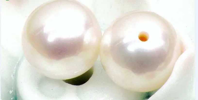 A pair 7.5-8mm south sea white round loose pearl half drilled