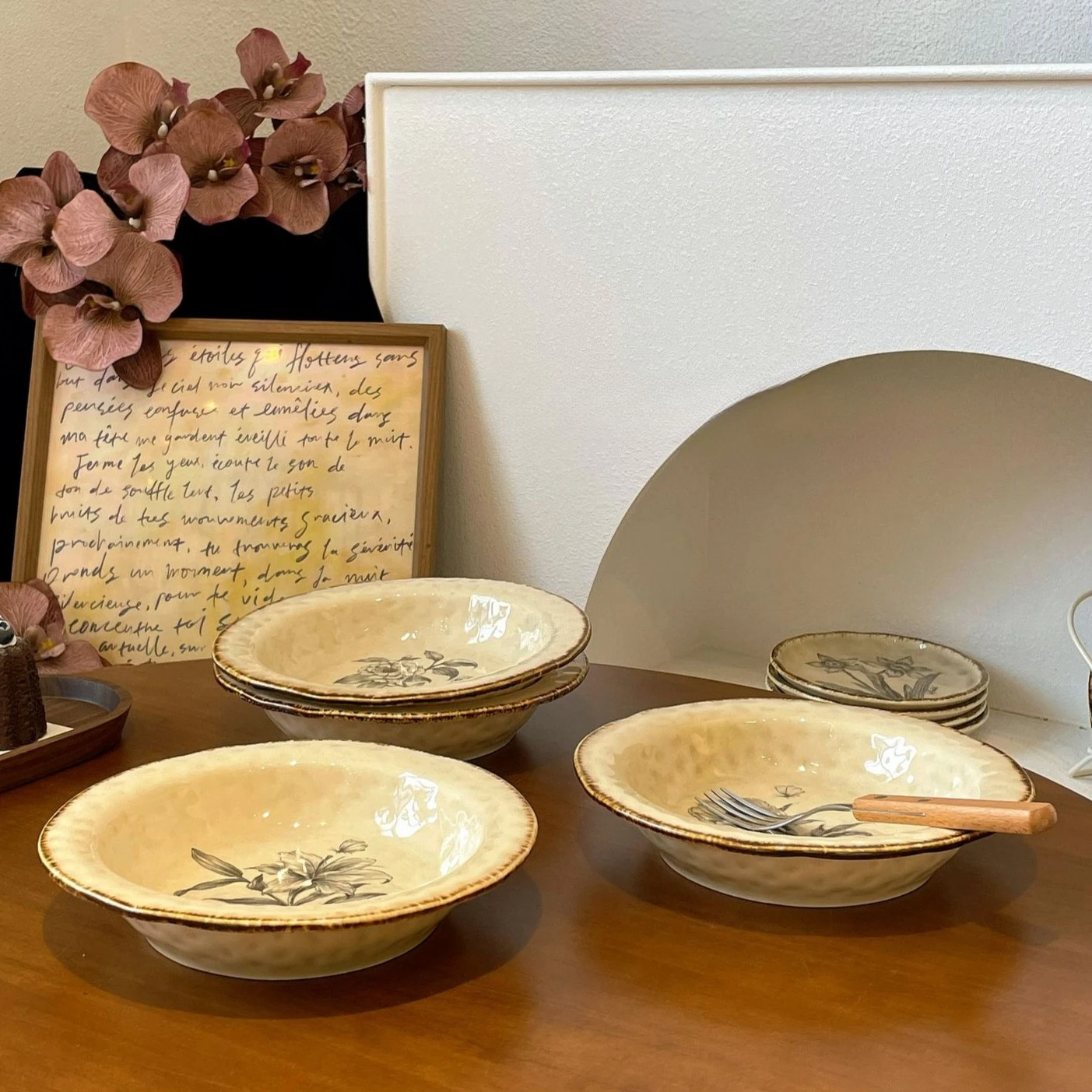 

2pcsJapanese Dinner Plate Creative Salad Dessert PlateStraw Hat Plate Retro Floral Deep