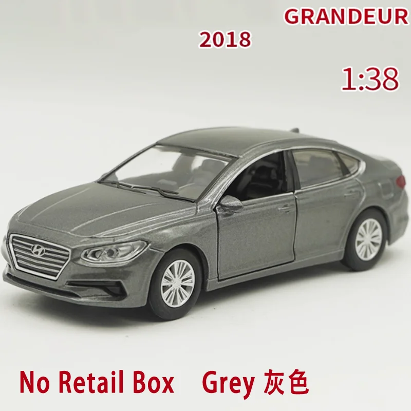 Bulk Diecast 1: 38 Schaal Grandeur 2018 Legering Trek Auto Model Afgewerkt Simulatie Volwassen Collectie Decoratie Jongen Gift Display