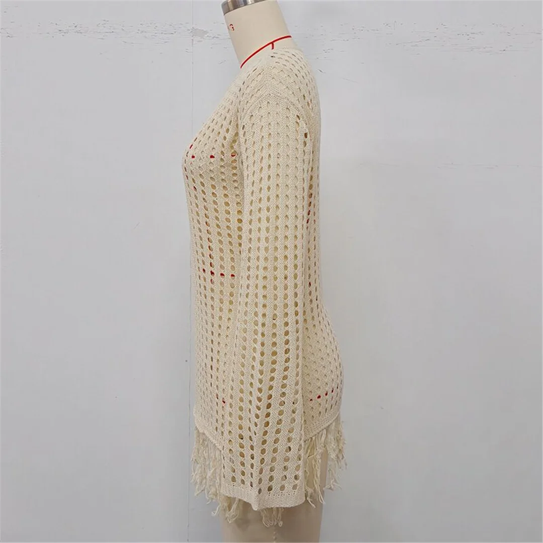 Langärmliges, einfarbiges, gehäkeltes, gestricktes Tunika-Strandkleid mit Quasten, Strandkleid, Strandmode, Damen V8515 – Detail 17