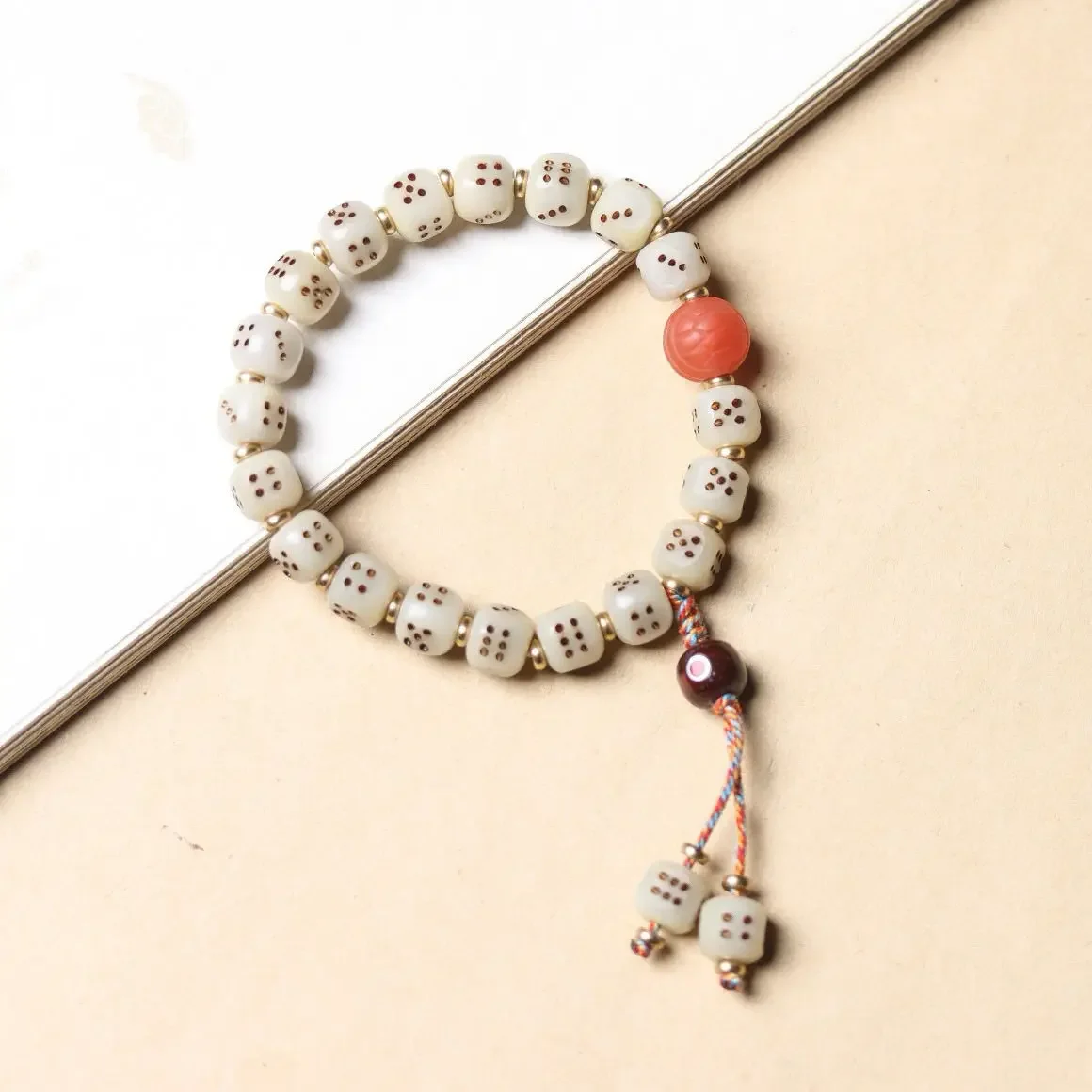 Natural White Jade Bodhi Dice Bracelet Single Circle Buddha Bead Hand String for Men and Women Cultural Play Plant Seed Jewelry