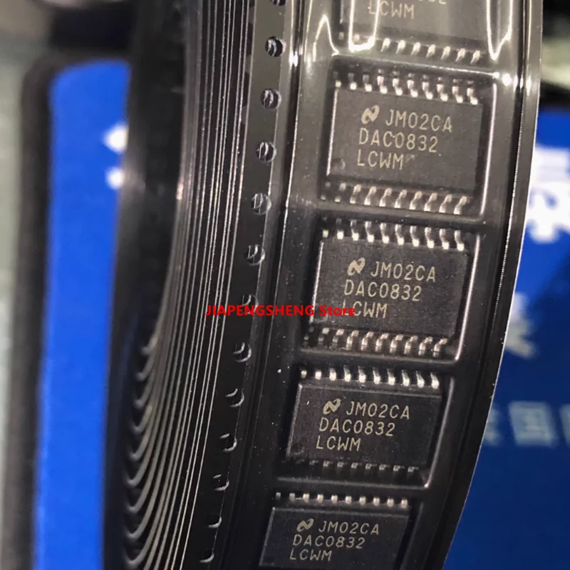 

DAC0832LCWM SOP20 8-resolution D/A conversion integrated chip