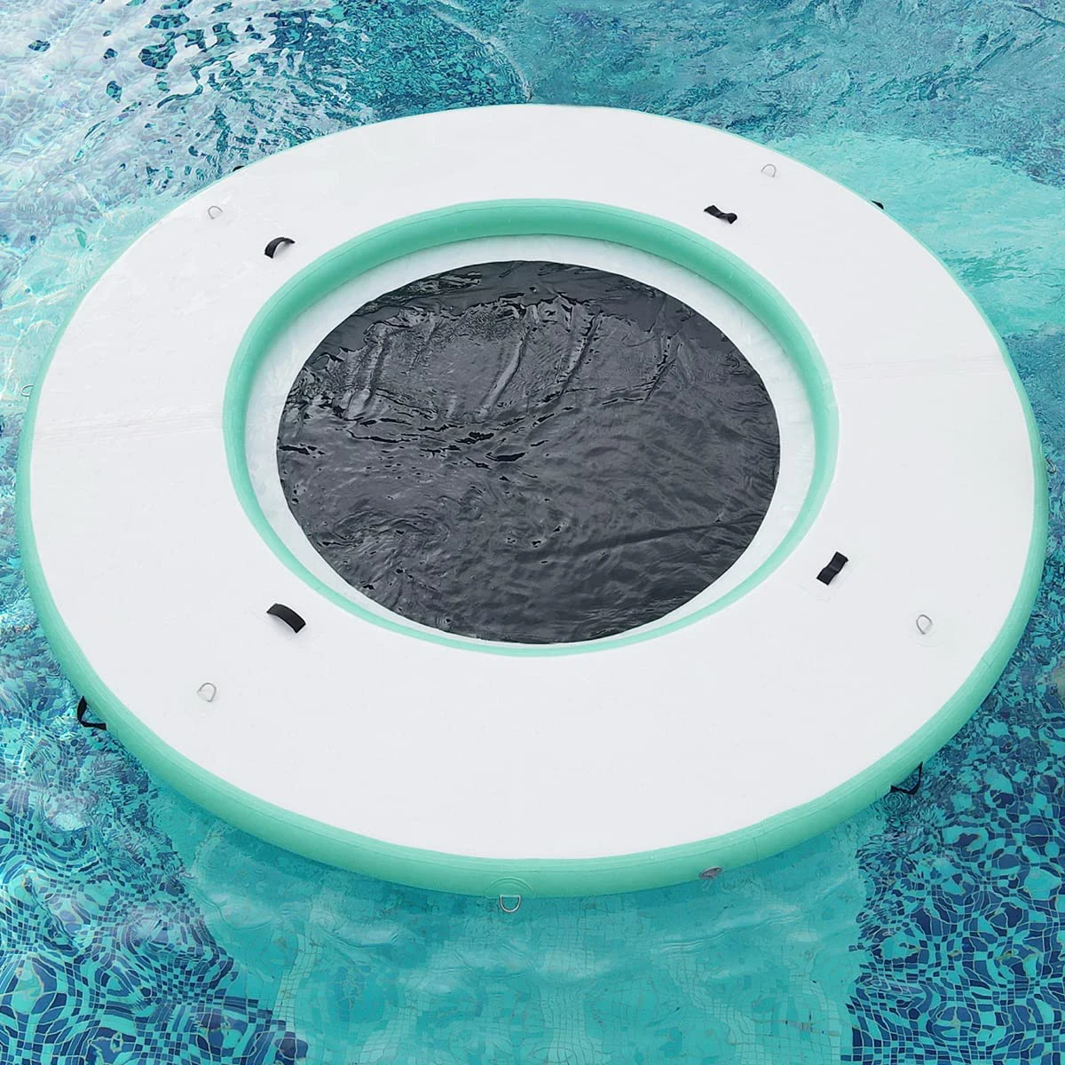 

Надувная плавучая платформа для отдыха на воде, рыбалки и плавания с тиковой палубой и лестницей по выгодной цене