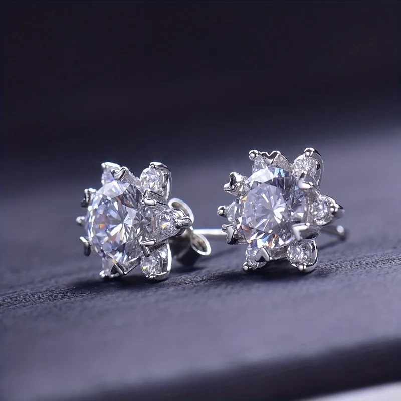 

BR 5-6.5mm 925 Pure Silver Elegant Diamond Snowflake Earrings with Moissanite D VVS1 High-Grade Jewelry
