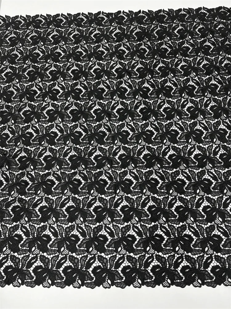 Neuer Stil Nigerianische 2026 Hochwertige Spitze Wasserlösliche Bestickte Modische Weiße/Schwarze Weiche Spitzenstoffe 5 Yards – Detail 11