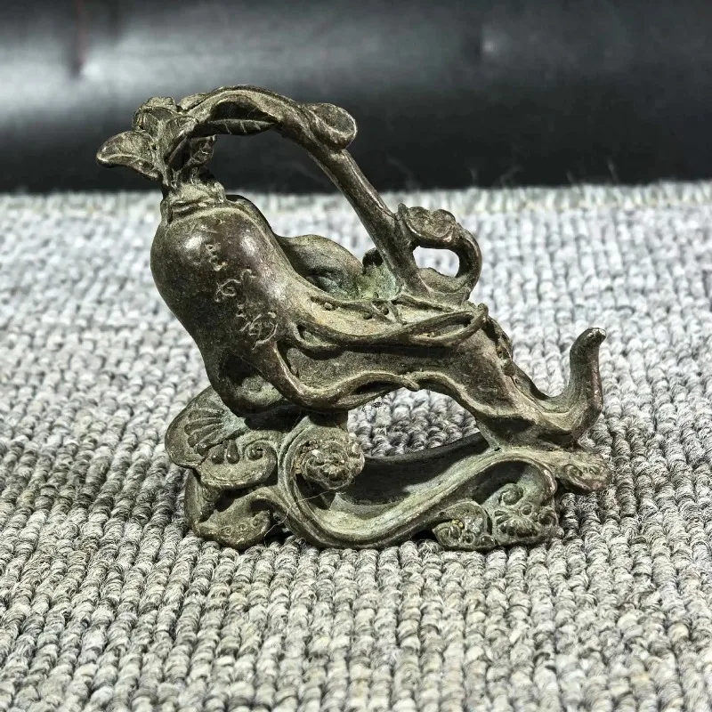 Vintage Patina Copper Ginseng Ruyi Figurine Hand Carved Mini Metal Statue Desktop Tea Table Decor Collectible Craft Gift