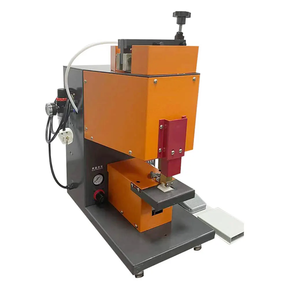 MG-667 Zipper Gluing Machine 220V 50HZ 2KW Hot Melt Glue Zipper Machine Gluing Width 20MM For Clothing And Footwear Industry