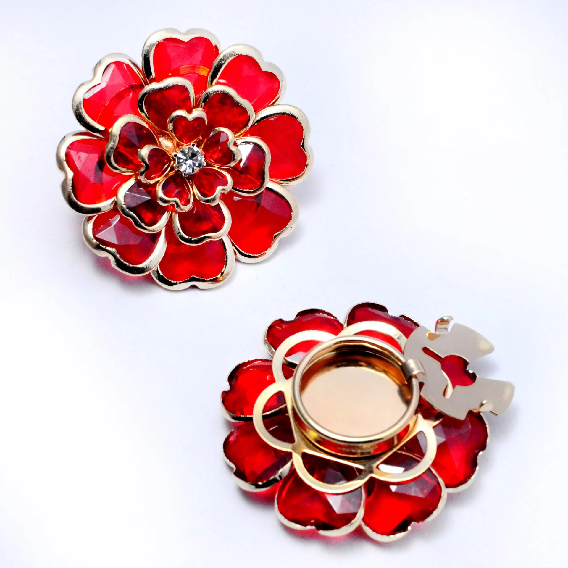 Knoophoezen Hot Selling Shirtknop Olie druipende metalen knoopafdekking Brocheknoop Manchetknoop Knopdecoratie Accessoires
