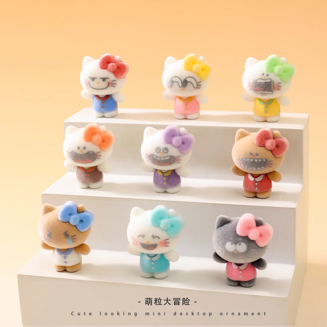 

New cartoon ornaments, cute fashion toys, blind boxes, small tabletop decoration in the living room, blind bag gifts